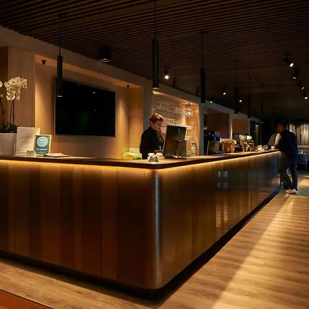 فندق Hedegaarden 3*