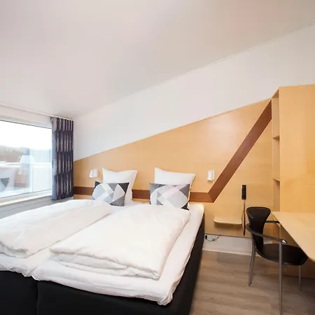 Hedegaarden 3*