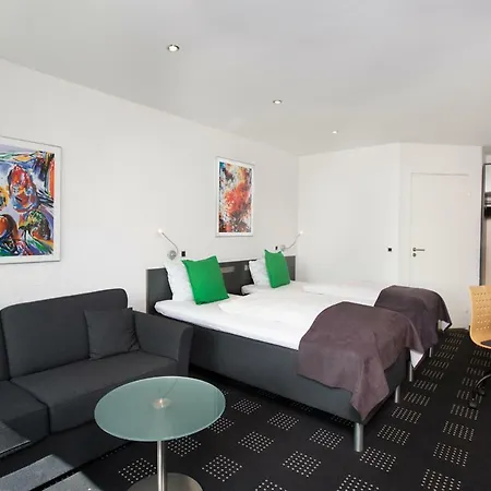 فندق Hedegaarden 3*